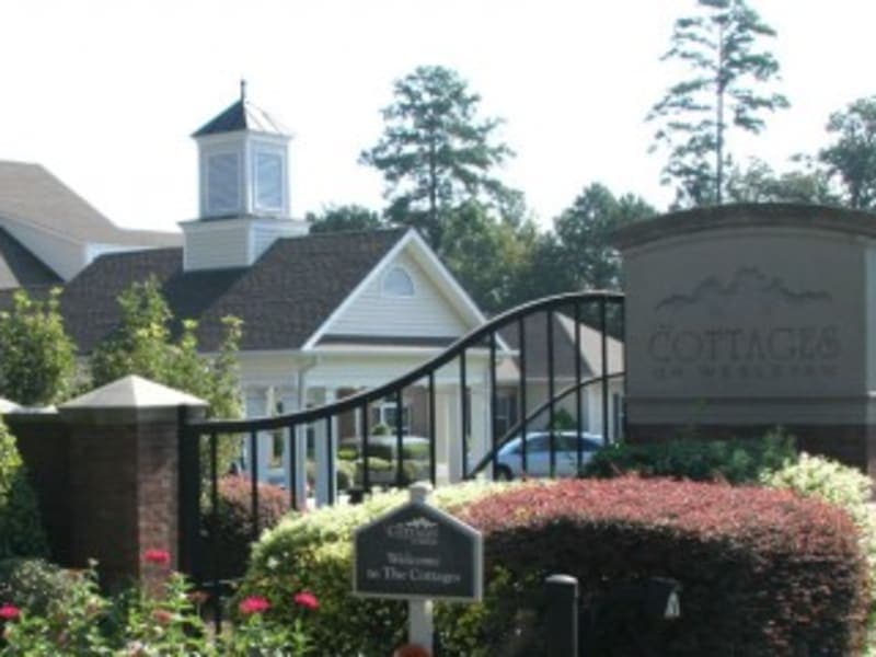 Elmhaven Manor exterior